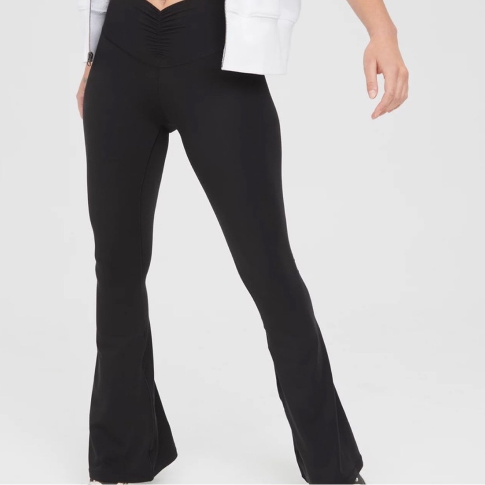 OFFLINE By Aerie Real Me High Waisted Ruched Flare Black Leggings